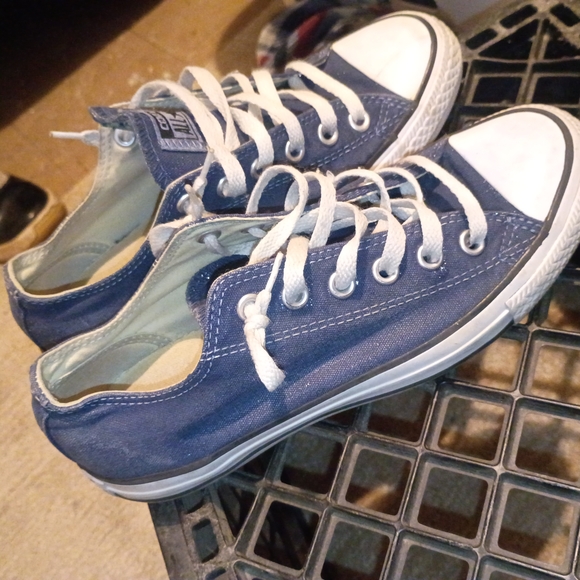 Converse Navy Blue Sneakers - Picture 3 of 5